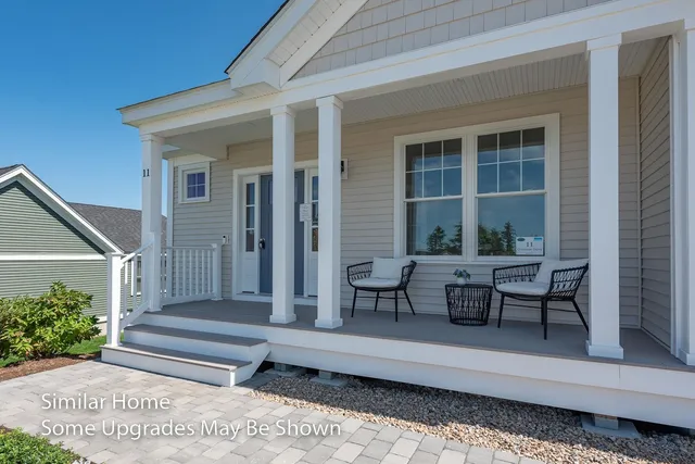 $866,900 | 56 The Cliffs, Auburn, NH 03032