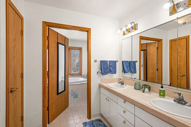 $749,900 | 86360 Meyers-Olson Road, Bayfield, WI 54814