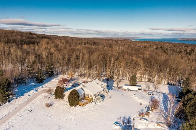$749,900 | 86360 Meyers-Olson Road, Bayfield, WI 54814