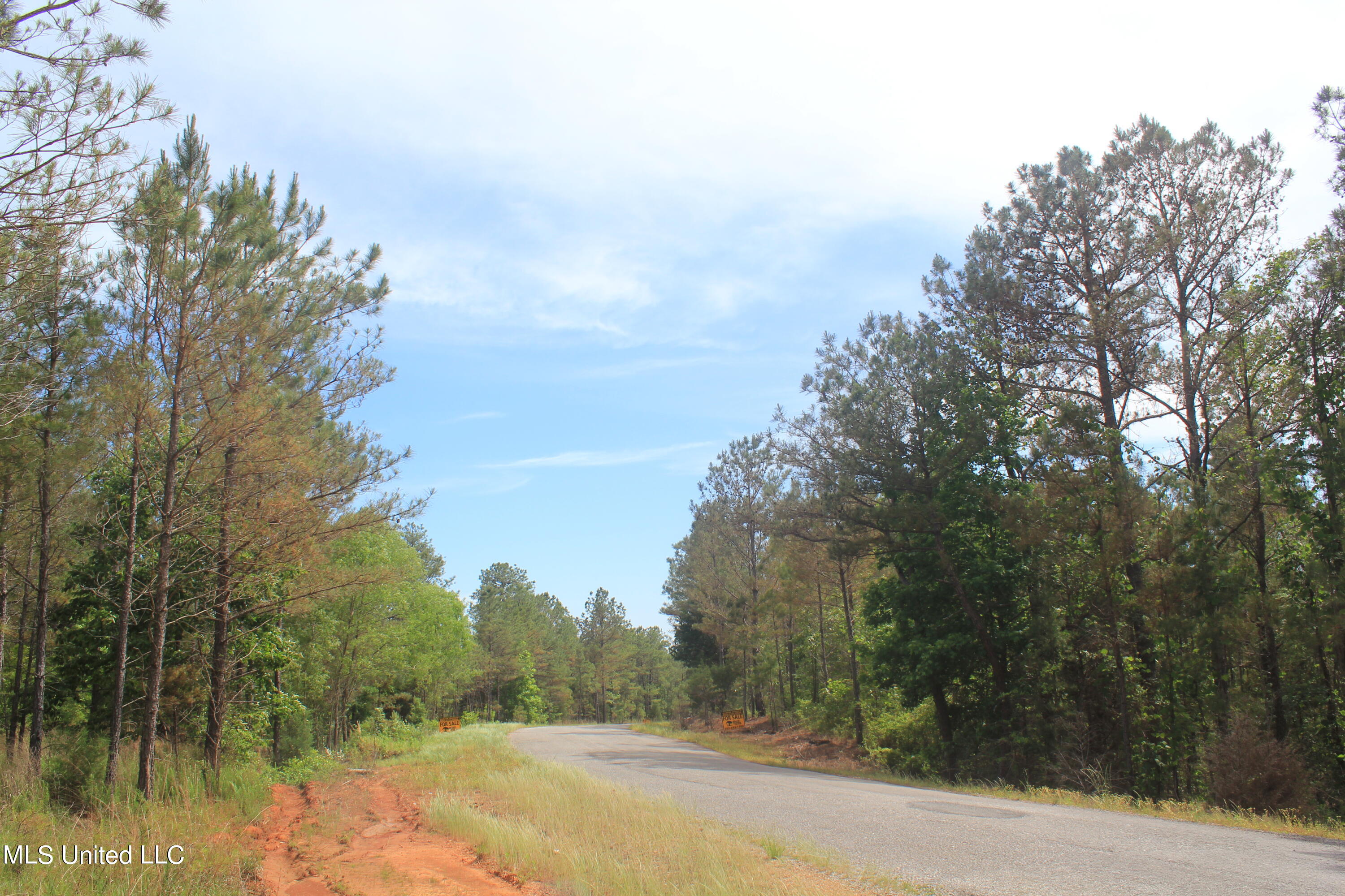 2409 Musgray Road Waterford, MS 38685 - Photo 13 of 25 IMG_8359