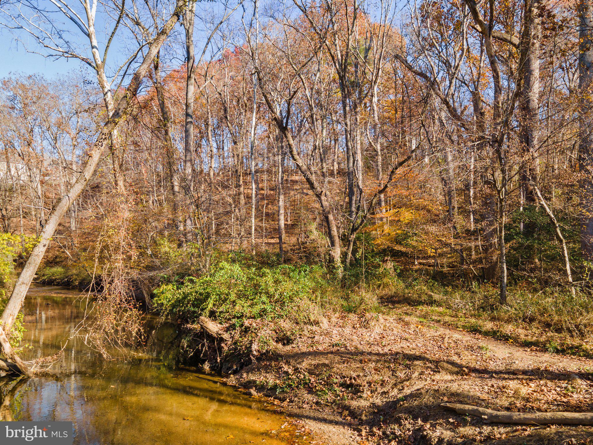 10611 Vale Road Oakton, VA 22124 - Photo 29 of 99 Gallery Image 29
