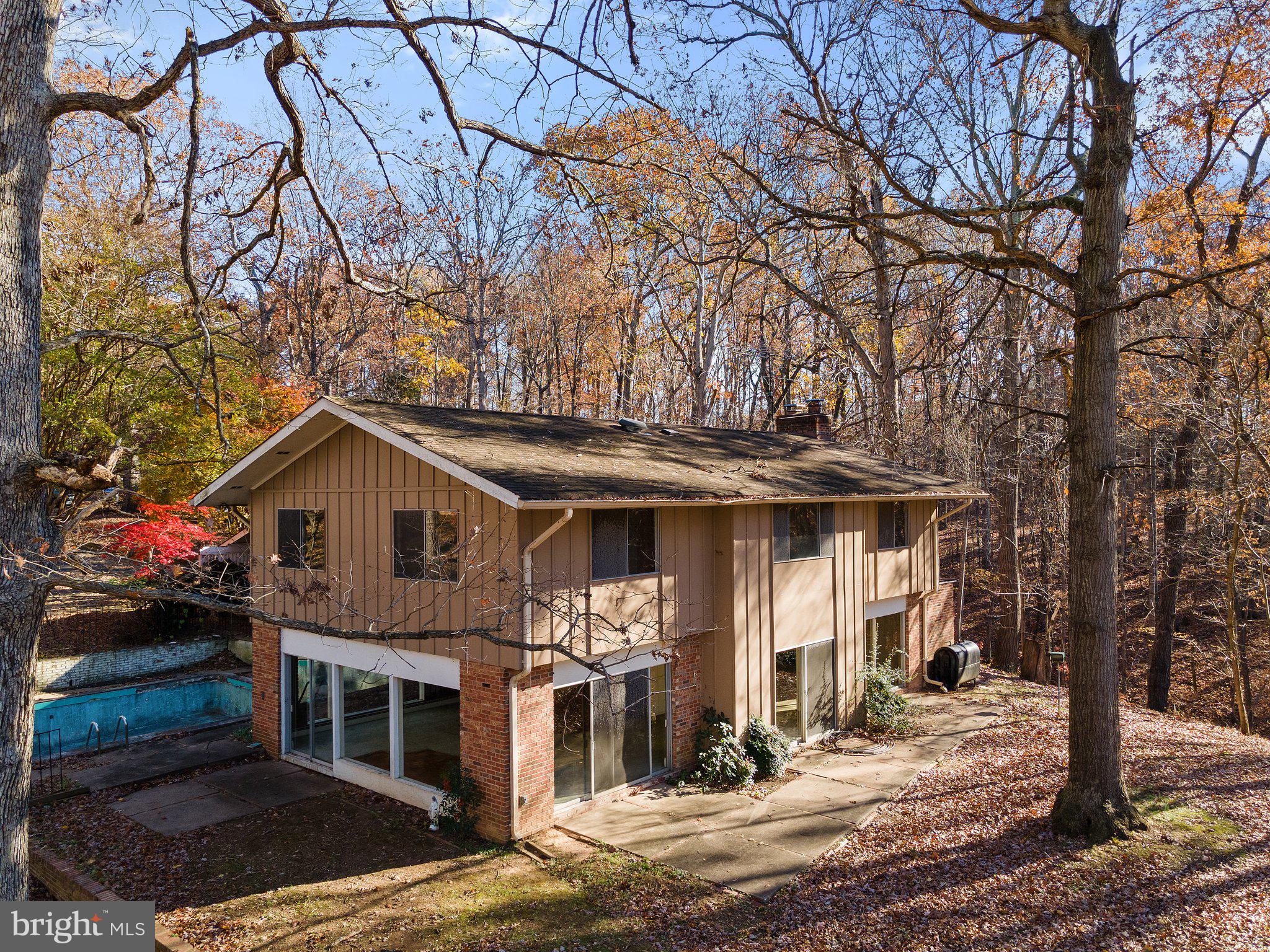 10611 Vale Road Oakton, VA 22124 - Photo 56 of 99 Gallery Image 56
