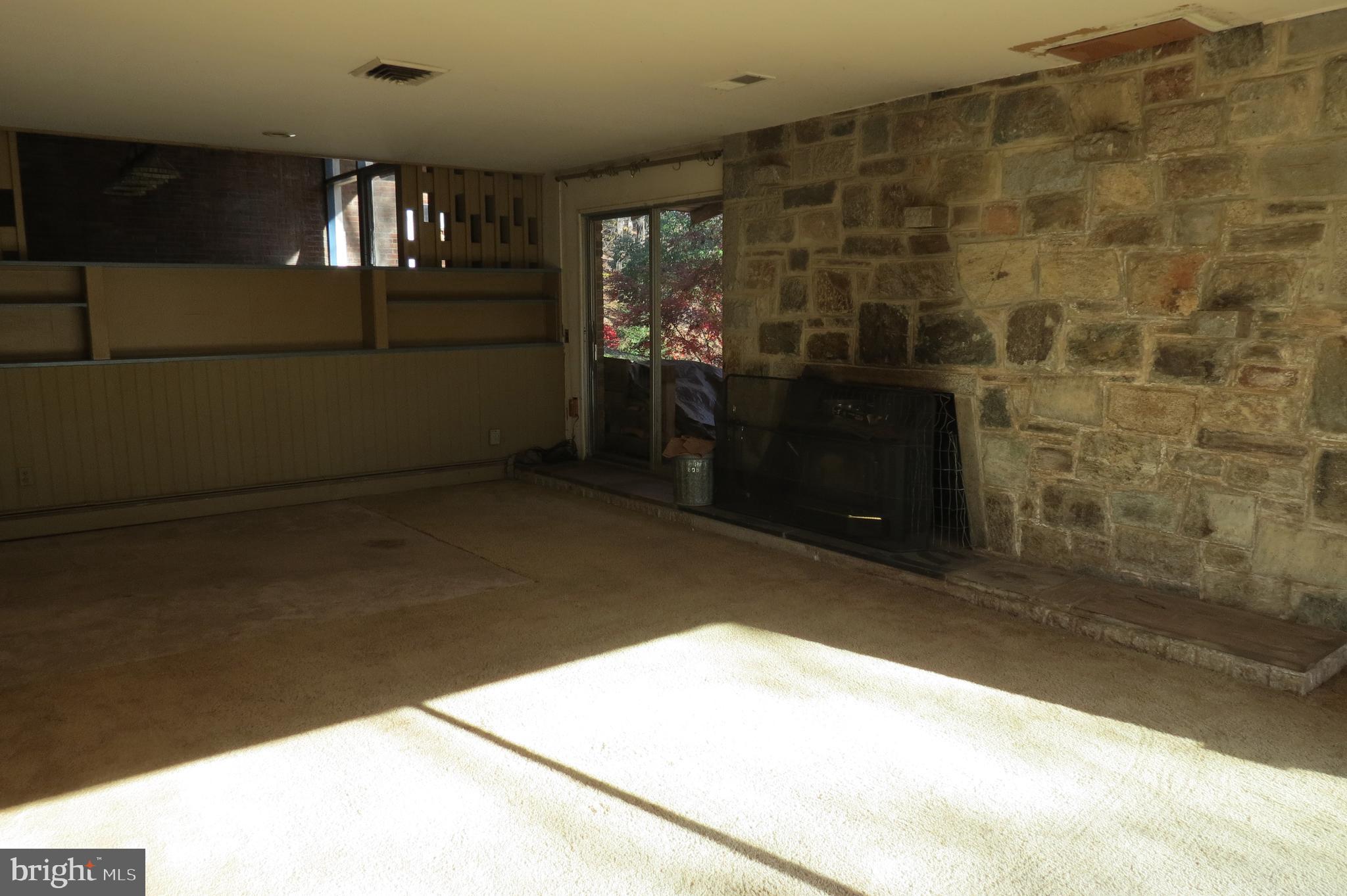 10611 Vale Road Oakton, VA 22124 - Photo 71 of 99 Gallery Image 71