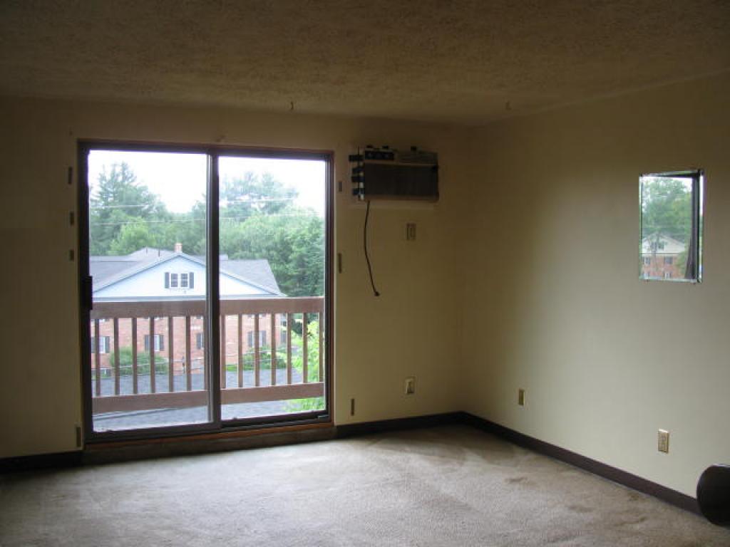 29 Old Hackett Hill Road, Unit 3H Manchester, NH 03102 - Photo 7 of 10 Gallery Image 7
