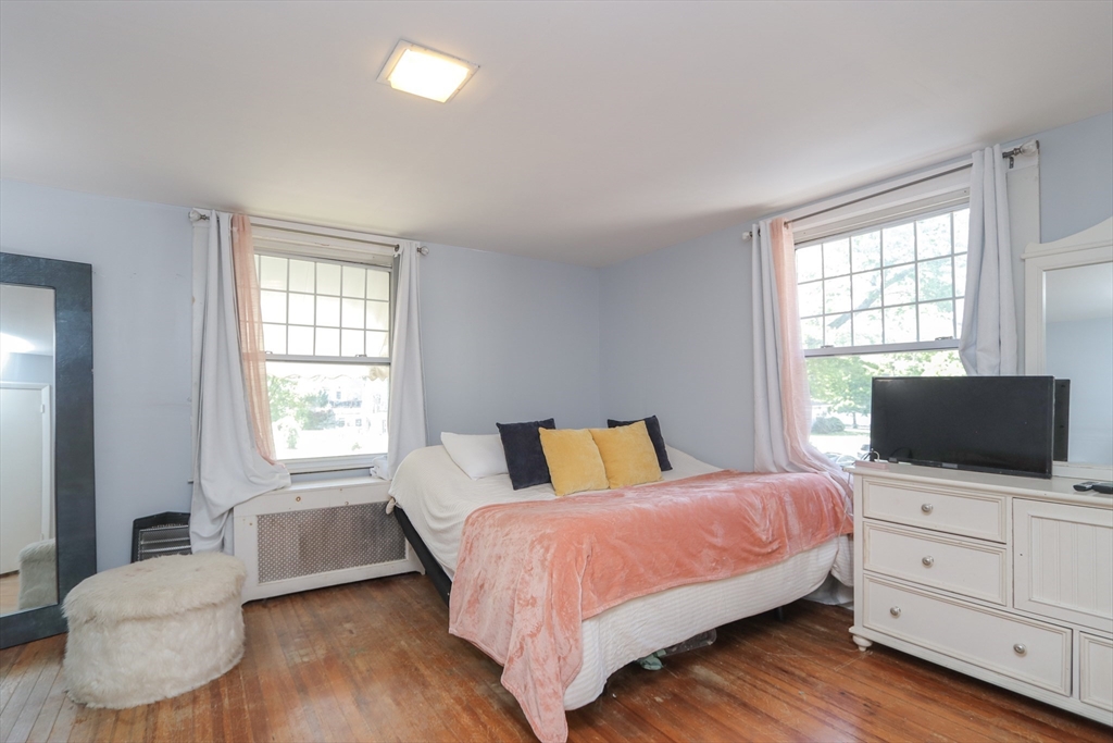 83 Kimberly Avenue Springfield, MA 01108 - Photo 27 of 33