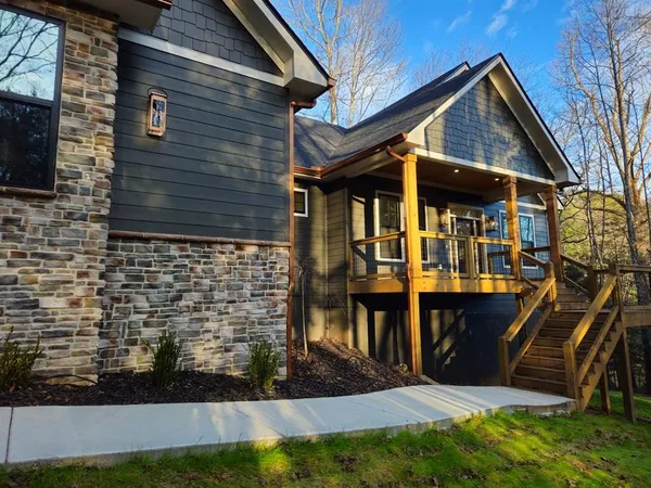 $774,900 | 167 Happy Valley Lane, Morganton, GA 30560
