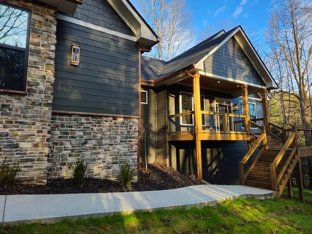 $825,000 | 167 Happy Valley Lane, Morganton, GA 30560