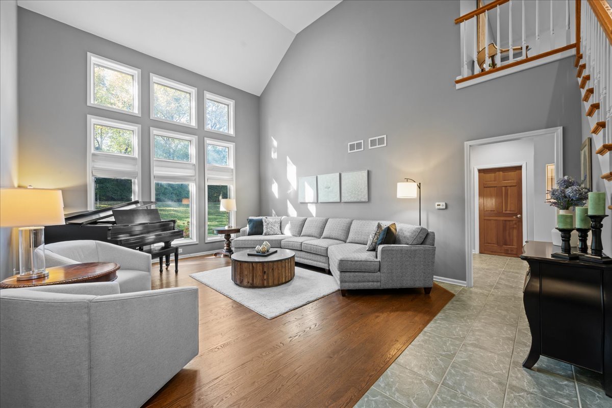 2542 Williams Road Batavia, IL 60510 - Photo 8 of 53 Gallery Image 8