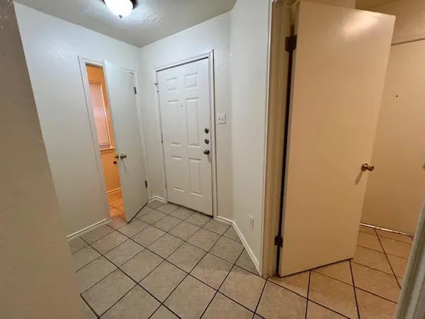 $1,495 | 1012 Christopher Avenue, Unit B, Round Rock, TX 78681