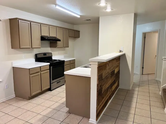$1,595 | 1012 Christopher Avenue, Unit B, Round Rock, TX 78681