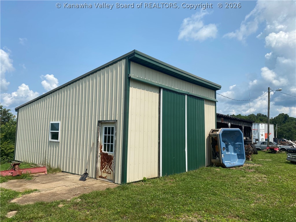 249 Hamilton Ridge Road Ravenswood, WV 26164 - Photo 4 of 28 Gallery Image 4