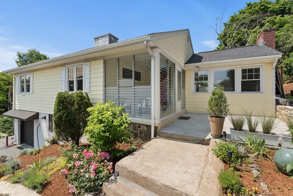 10 Ridge Street Arlington, MA 02474 - Photo 1 of 26