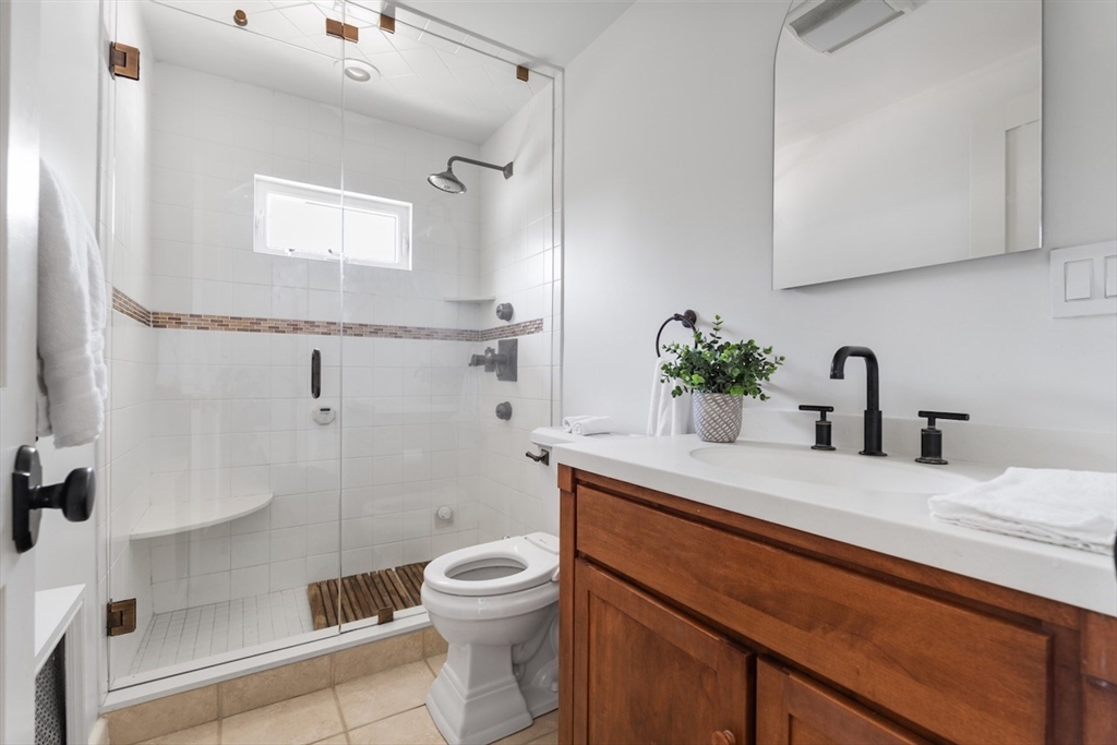 10 Ridge Street Arlington, MA 02474 - Photo 11 of 26