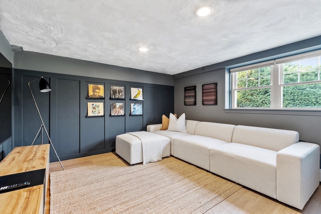 10 Ridge Street Arlington, MA 02474 - Photo 13 of 26