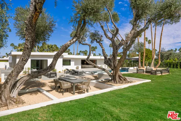 $3,995,000 | 483 East Santiago Way, Palm Springs, CA 92264