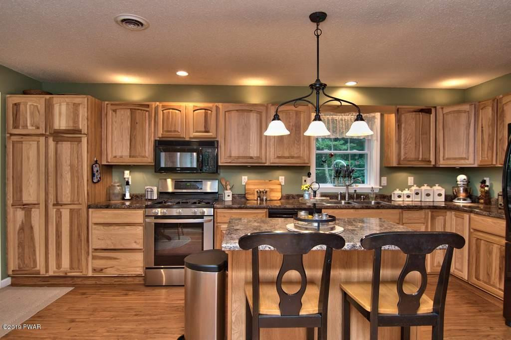 2834 Rockway Road Lake Ariel, PA 18436 - Photo 14 of 112
