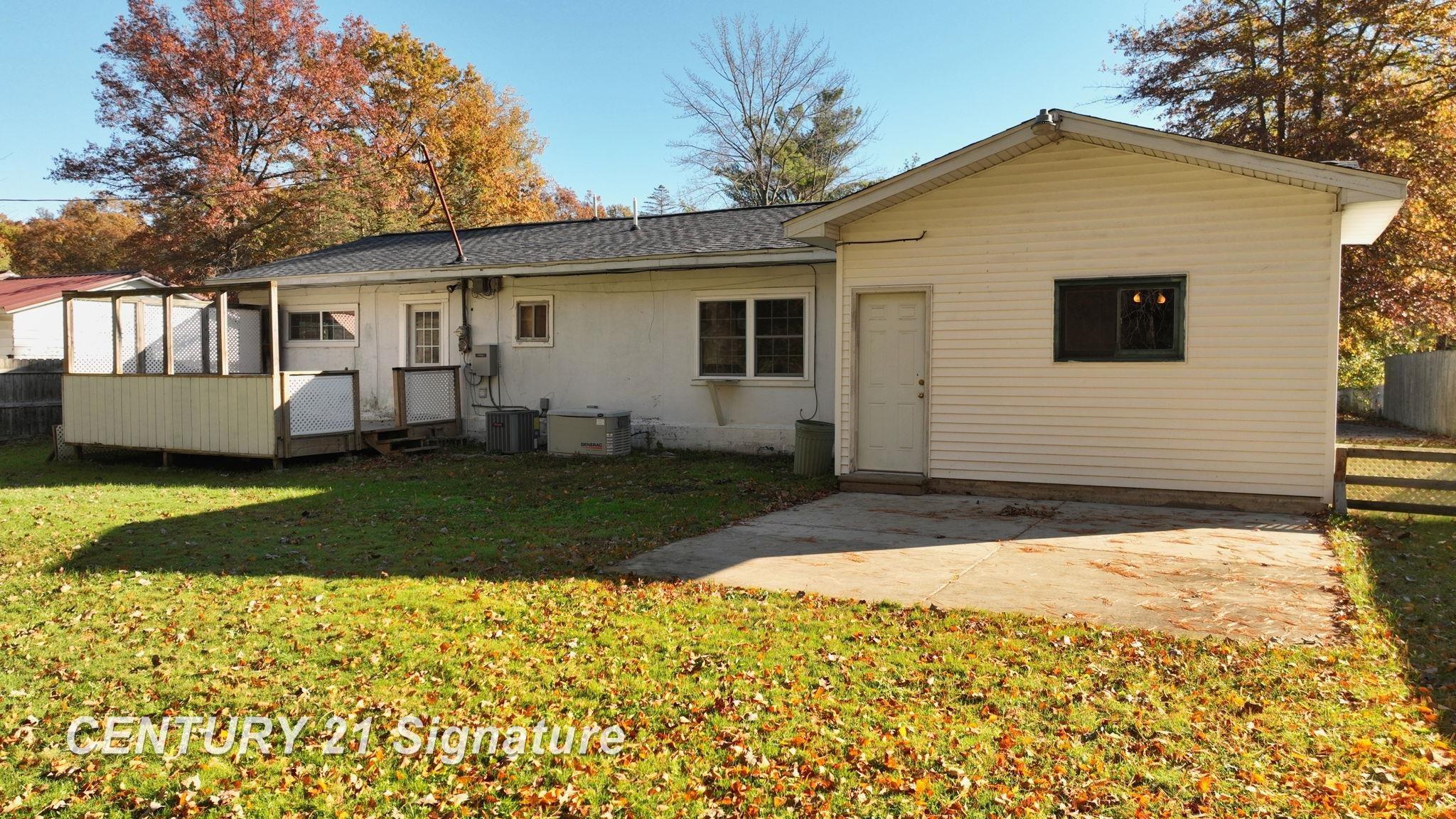 10462 South Graham Road St. Charles, MI 48655 - Photo 3 of 22