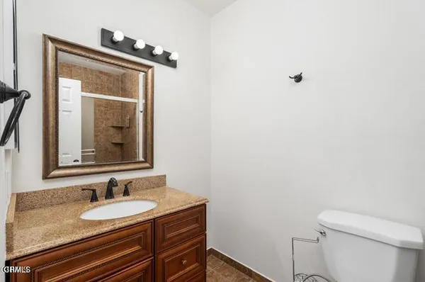 $4,500 | 9503 VÃa Venezia, Burbank, CA 91504