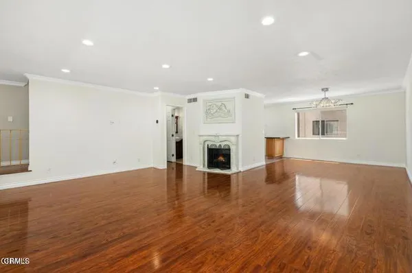 $4,500 | 9503 VÃa Venezia, Burbank, CA 91504