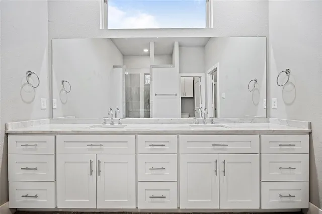 $525,000 | 4226 Roseland Avenue, Unit 201, Dallas, TX 75204