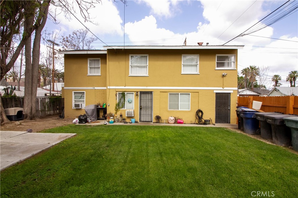 3453 Chestnut Street Riverside, CA 92501 - Photo 1 of 13