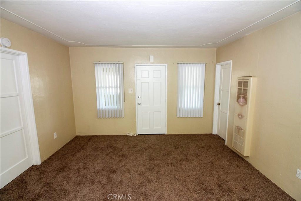 3453 Chestnut Street Riverside, CA 92501 - Photo 3 of 13