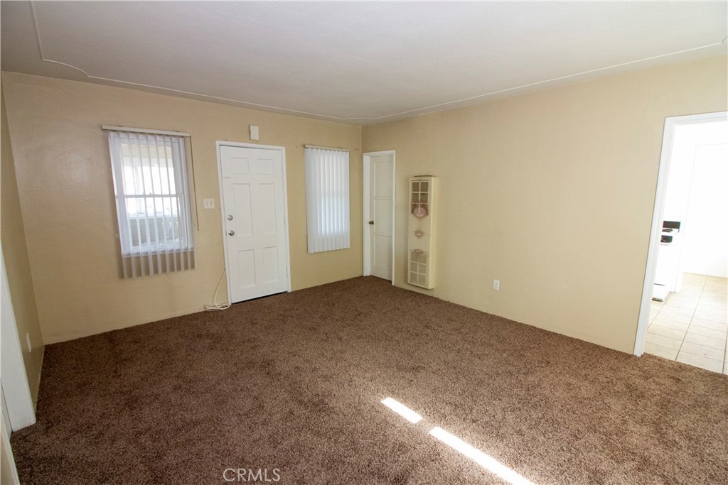 3453 Chestnut Street Riverside, CA 92501 - Photo 4 of 13