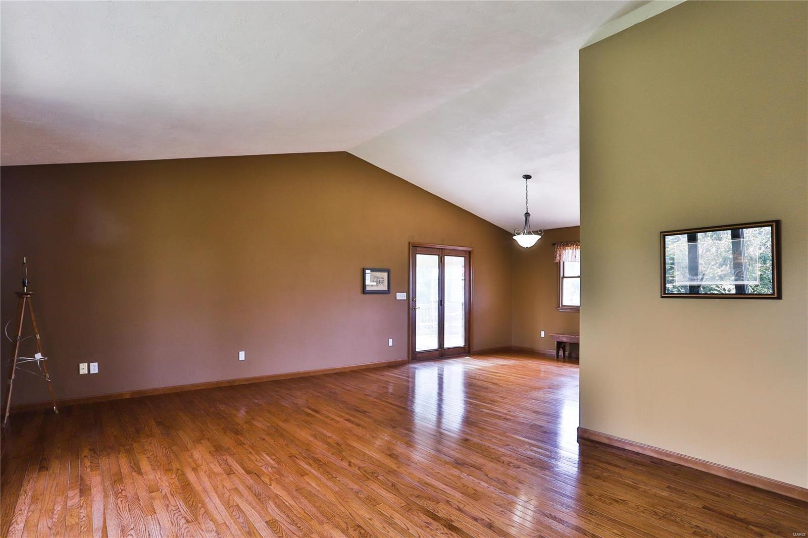 3112 Zingg Road Millstadt, IL 62260 - Photo 5 of 54 Gallery Image 5