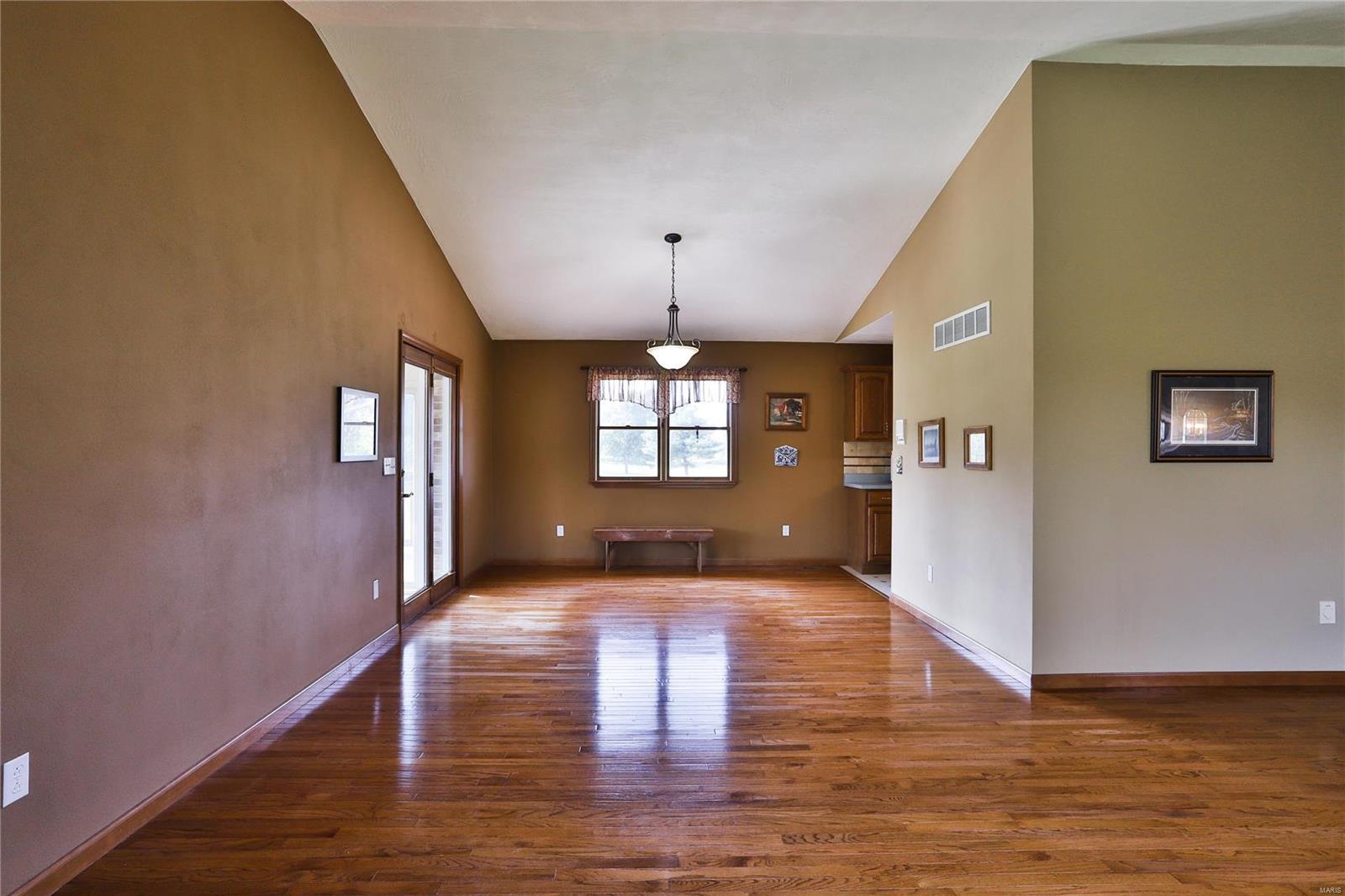 3112 Zingg Road Millstadt, IL 62260 - Photo 6 of 54 Gallery Image 6