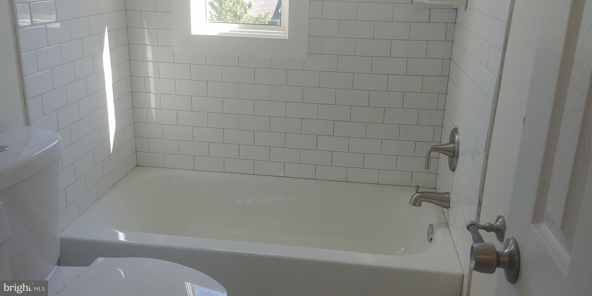 7404 Greeley Road Hyattsville, MD 20785 - Photo 14 of 23 Full bathroom upper level