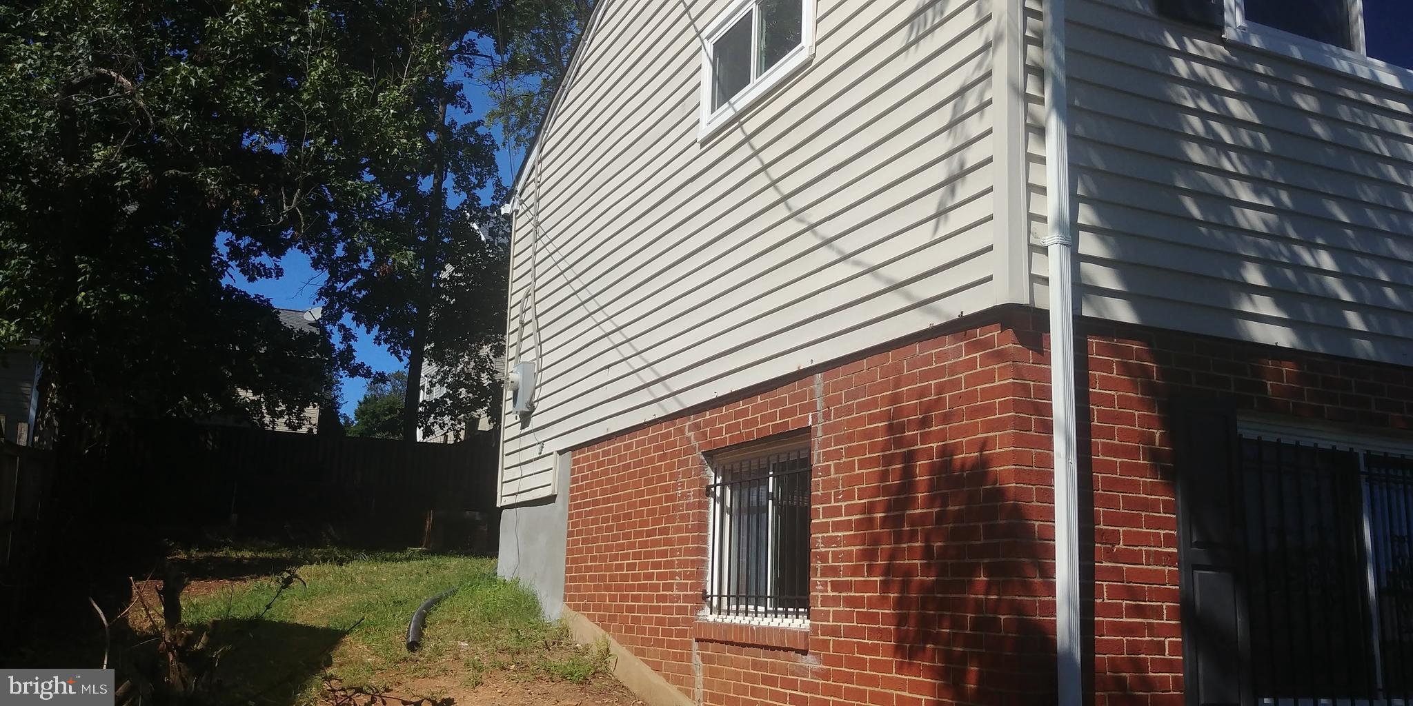 7404 Greeley Road Hyattsville, MD 20785 - Photo 23 of 23 Side view towards backyard