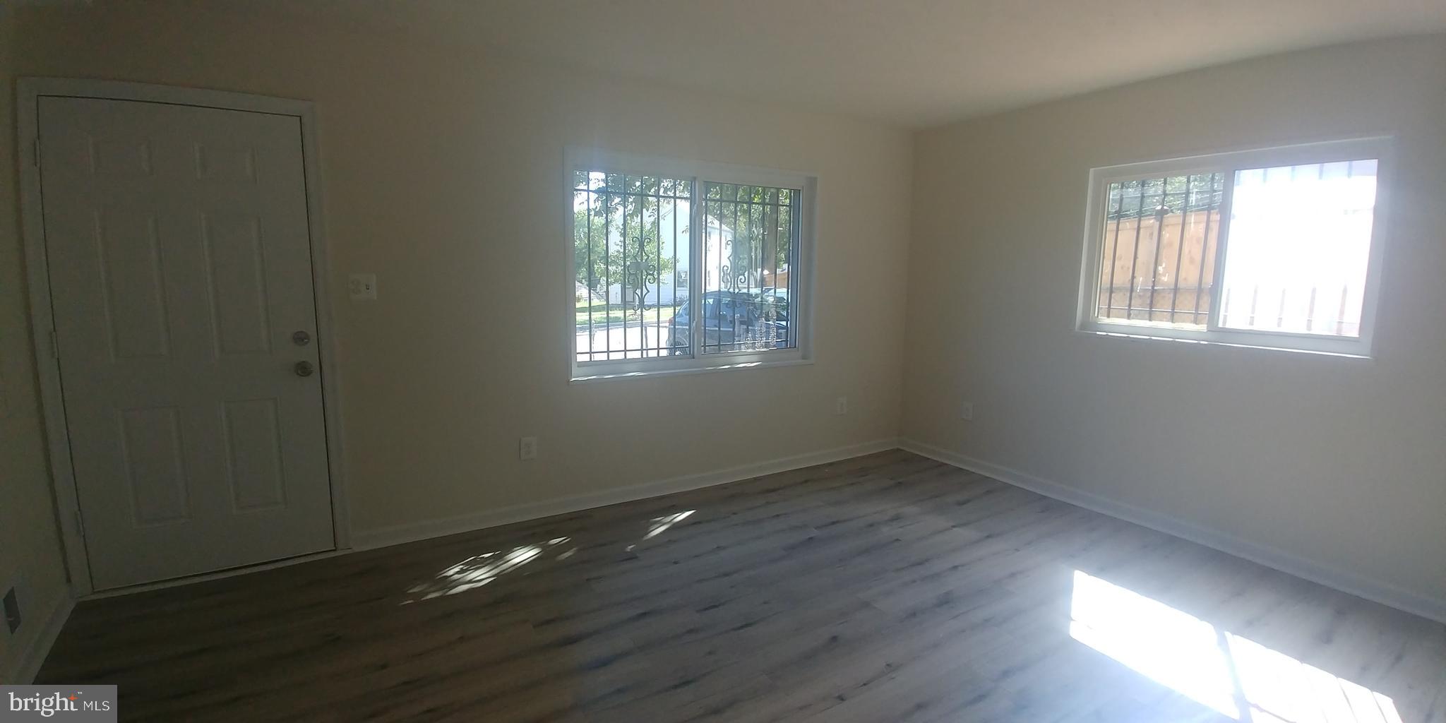 7404 Greeley Road Hyattsville, MD 20785 - Photo 5 of 23 Living room towards the main door