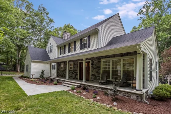 $950,000 | 239 Old Beach Glen Road, Rockaway, NJ 07866