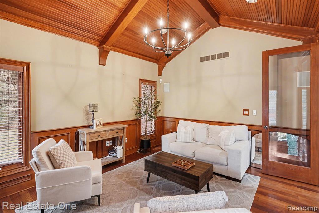 12901 Sleigh Tr Road Milford, MI 48380 - Photo 9 of 43