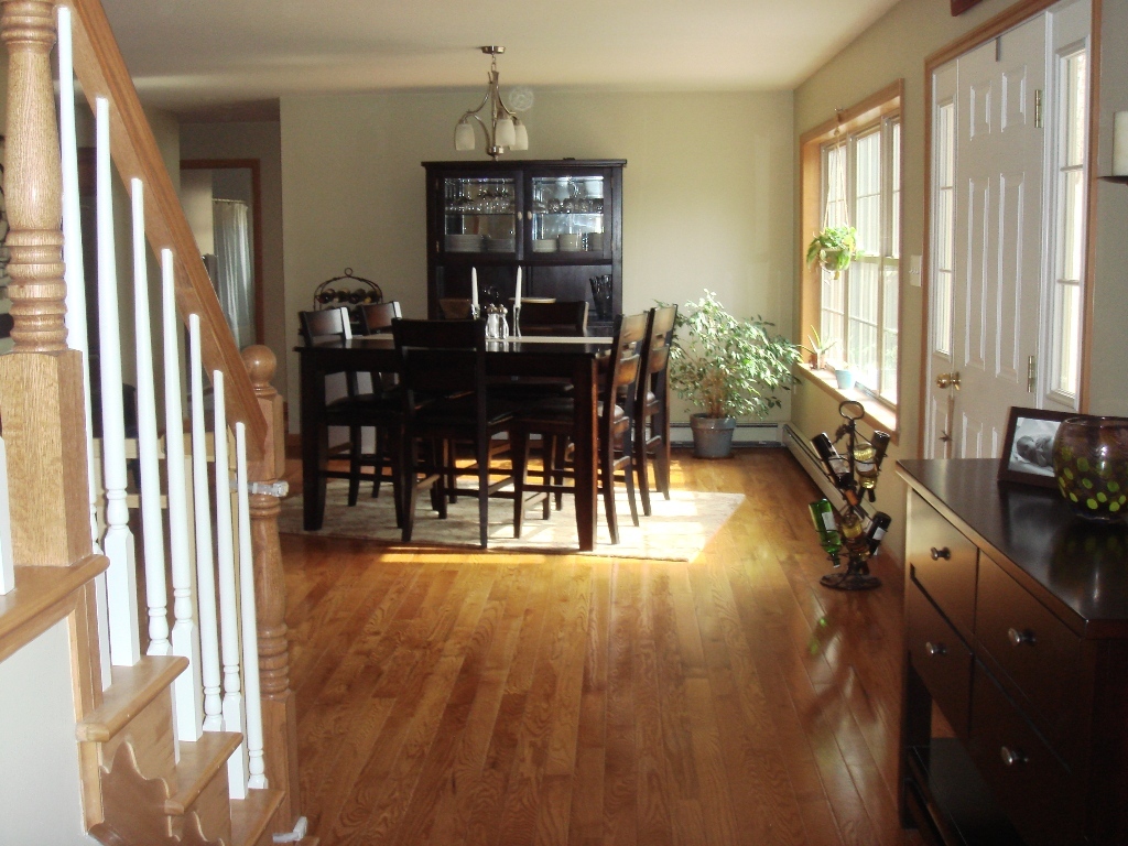 21 Stormview Road Lanesborough, MA 01237 - Photo 5 of 16 Dining room