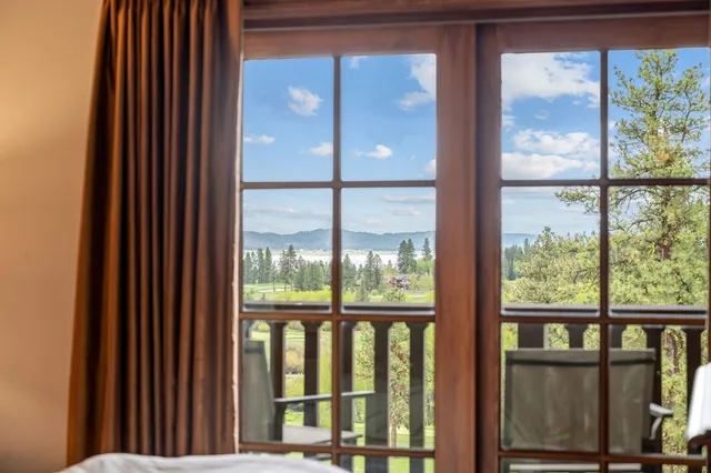 $1,200,000 | 75 Arling Center Court, Unit 415, Donnelly, ID 83615