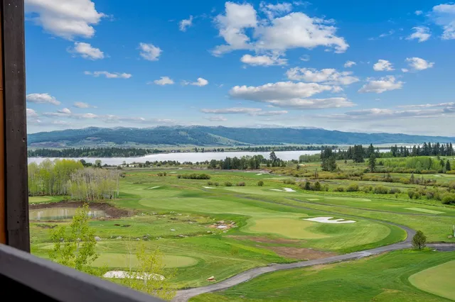 $1,200,000 | 75 Arling Center Court, Unit 415, Donnelly, ID 83615