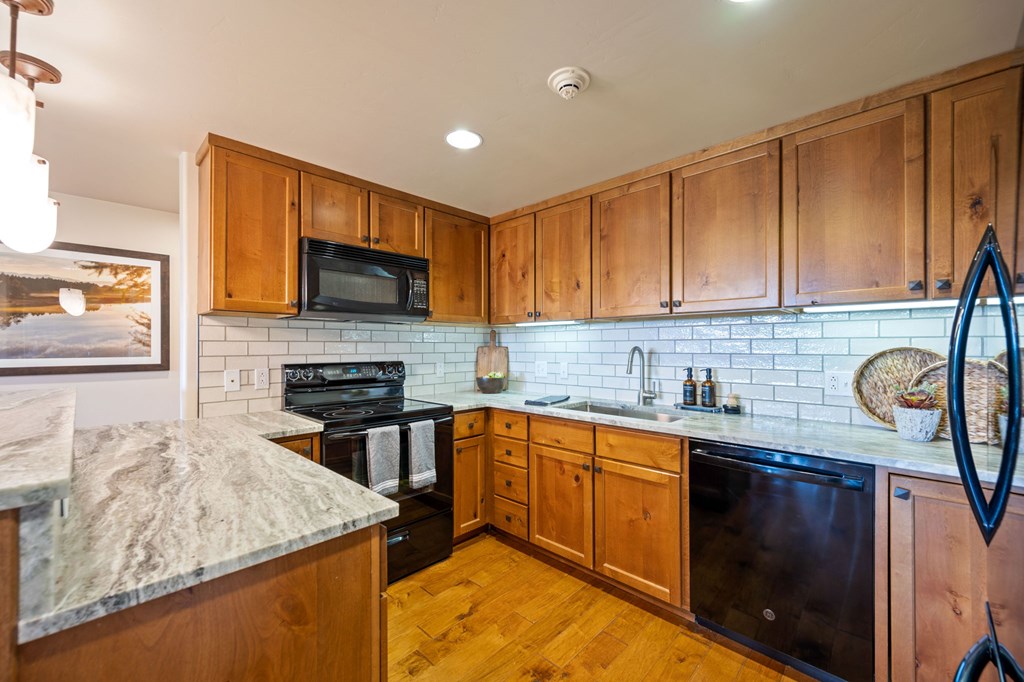 75 Arling Center Court, Unit 415 Donnelly, ID 83615 - Photo 10 of 27