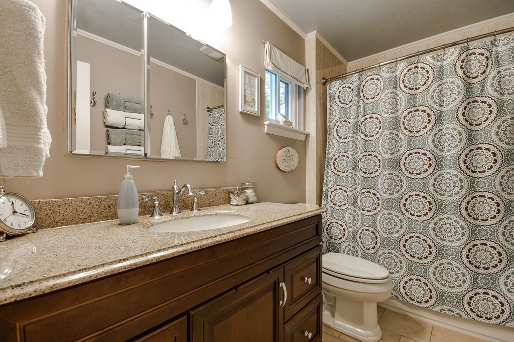 92 Richard Road Holliston, MA 01746 - Photo 18 of 27 Gallery Image 18