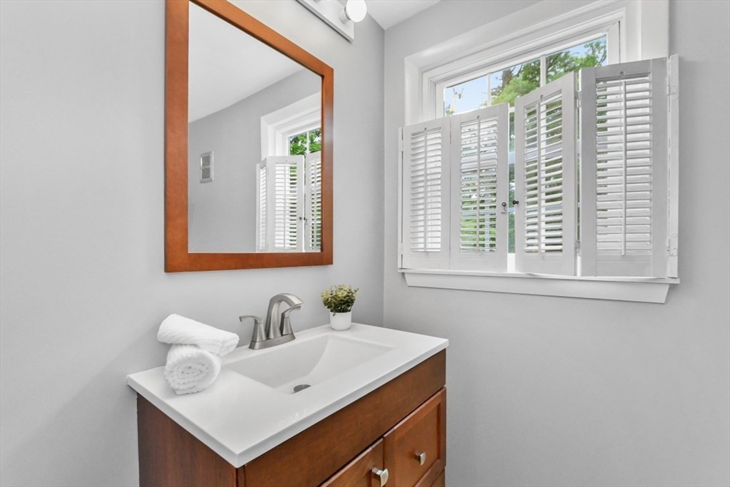 6 Cherry Ridge Road Acton, MA 01720 - Photo 20 of 27 Gallery Image 20