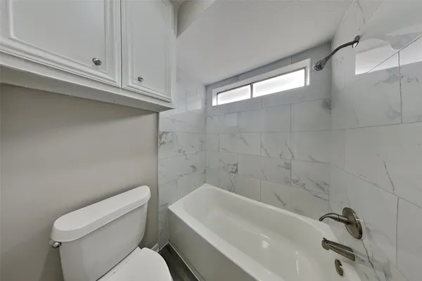 $1,900 | 22731 Elm Bark Street, Tomball, TX 77375