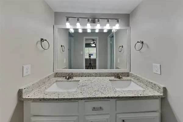 $1,900 | 22731 Elm Bark Street, Tomball, TX 77375