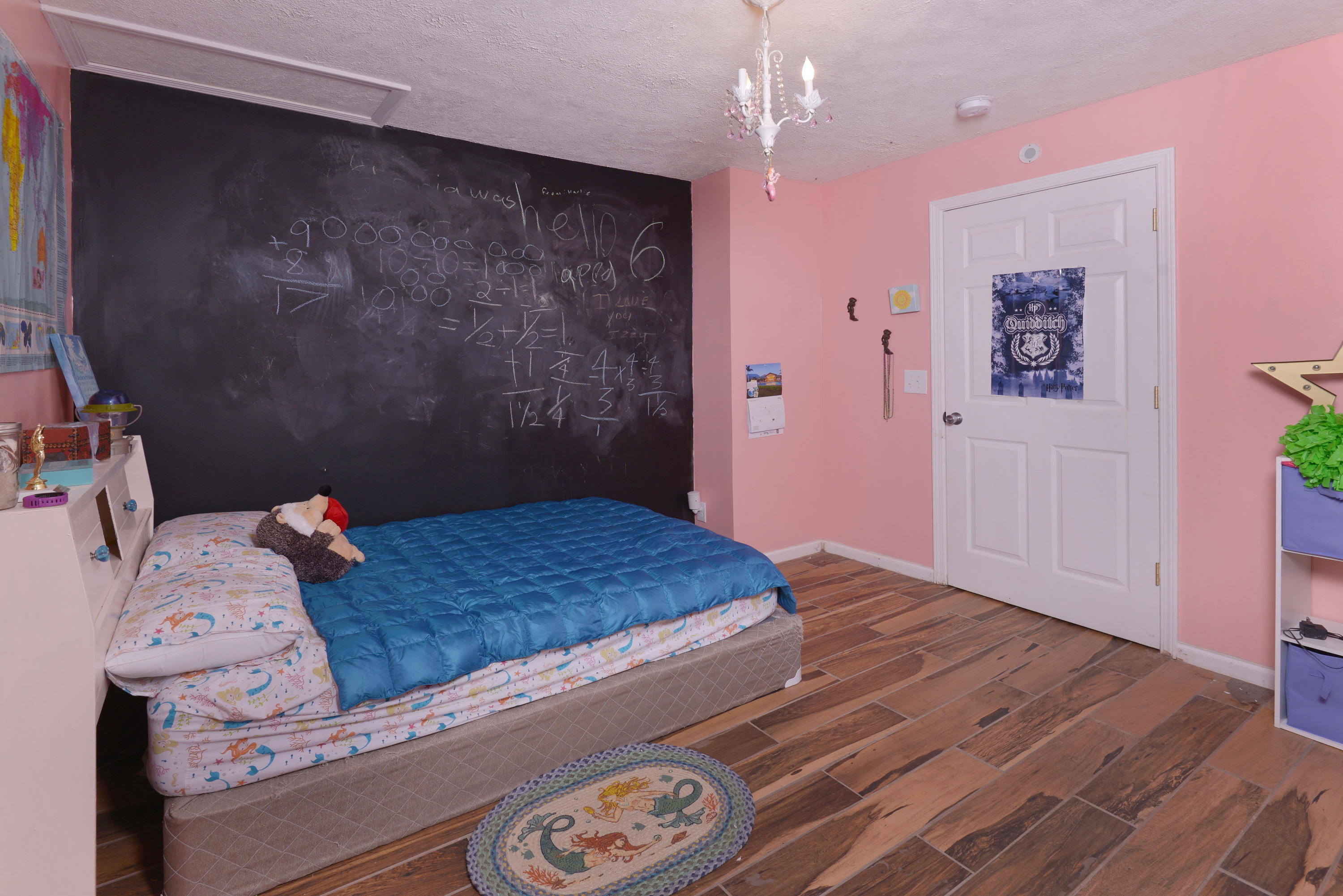 1939 Pine Ridge Road Seymour, TN 37865 - Photo 12 of 29 Main level Bedroom