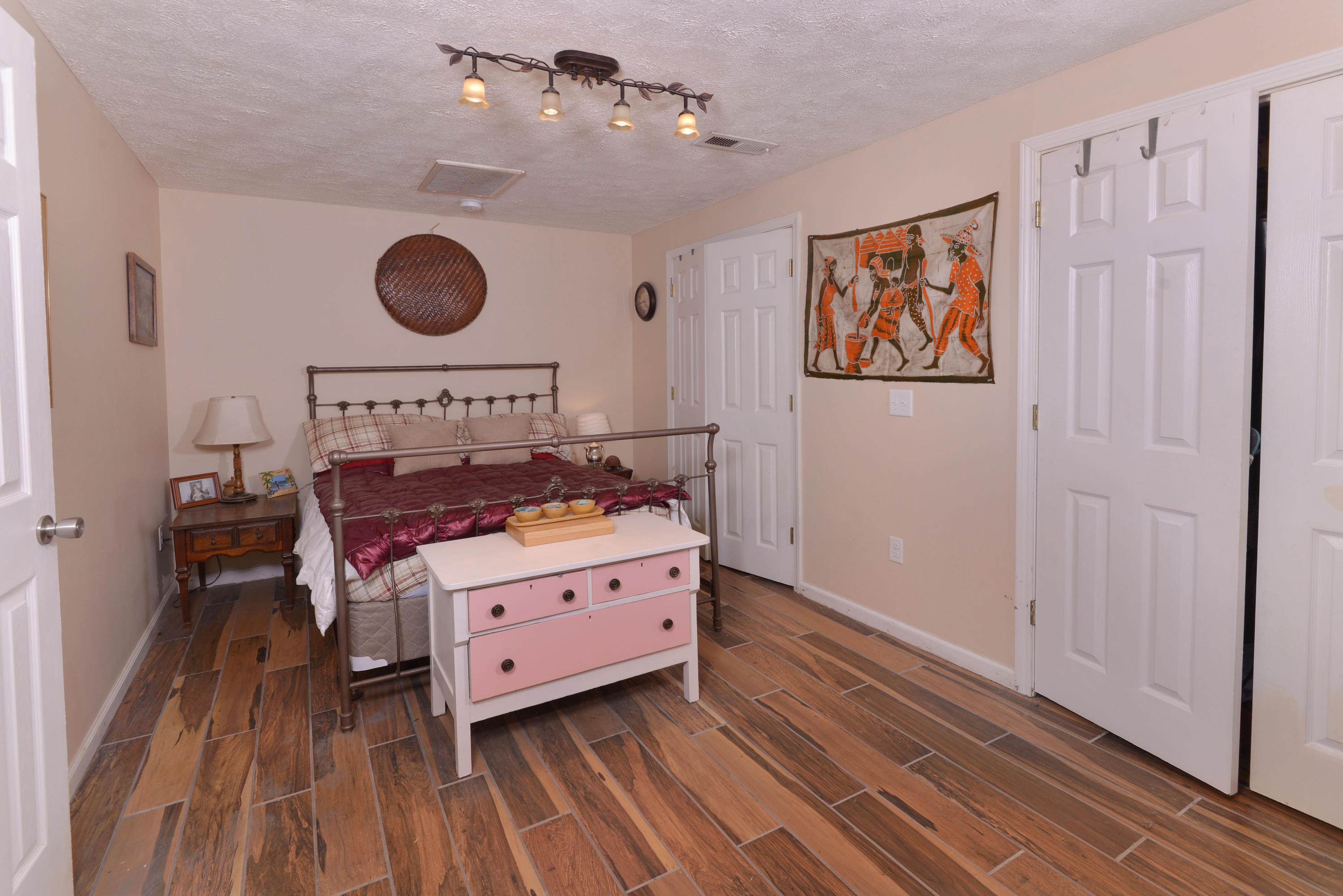 1939 Pine Ridge Road Seymour, TN 37865 - Photo 19 of 29 Office bedroom