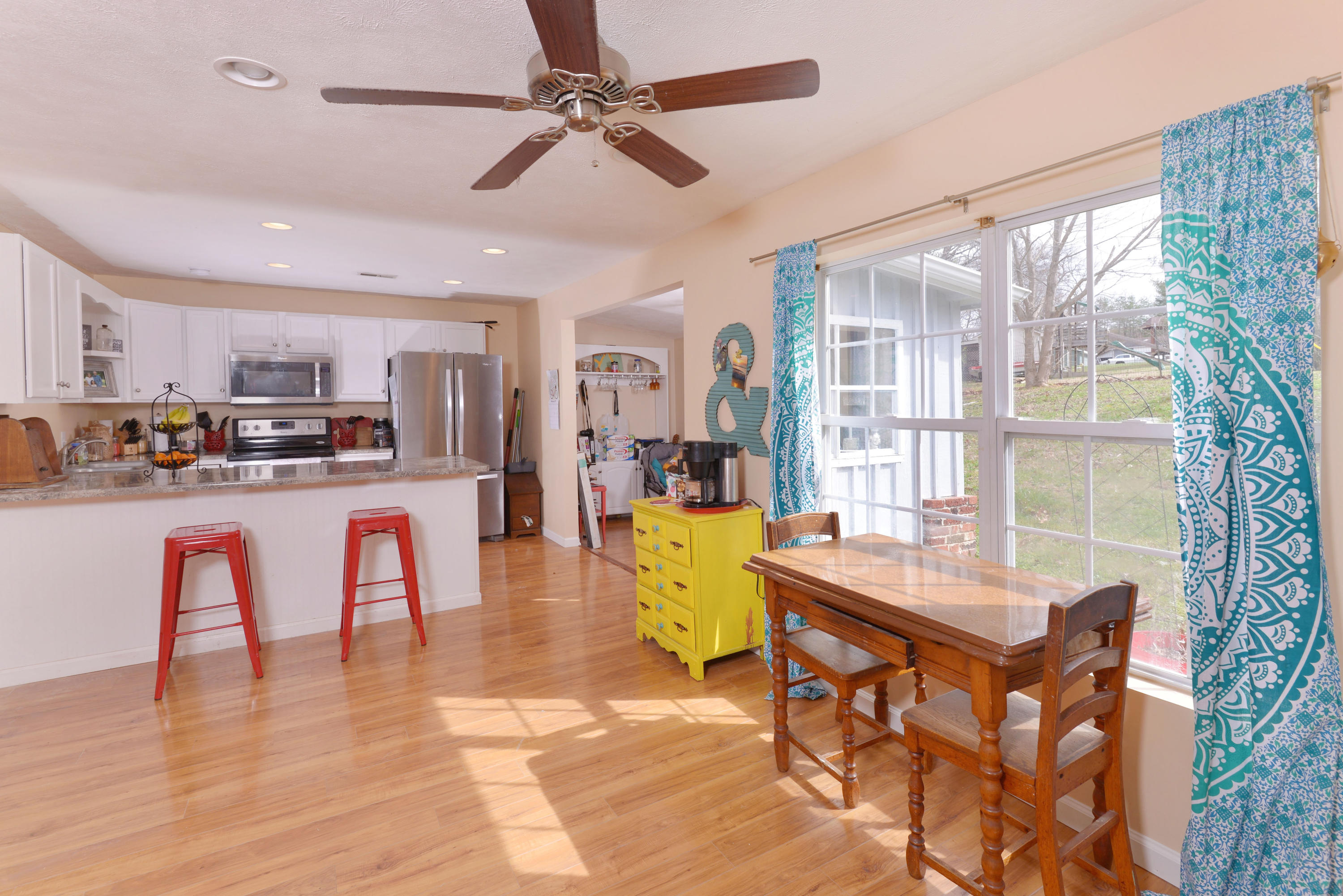 1939 Pine Ridge Road Seymour, TN 37865 - Photo 6 of 29 Great room
