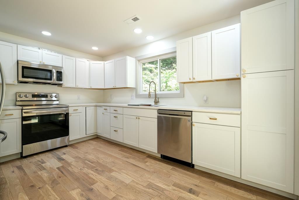 251 Ridge Cliff Road Marble, NC 28905 - Photo 8 of 39