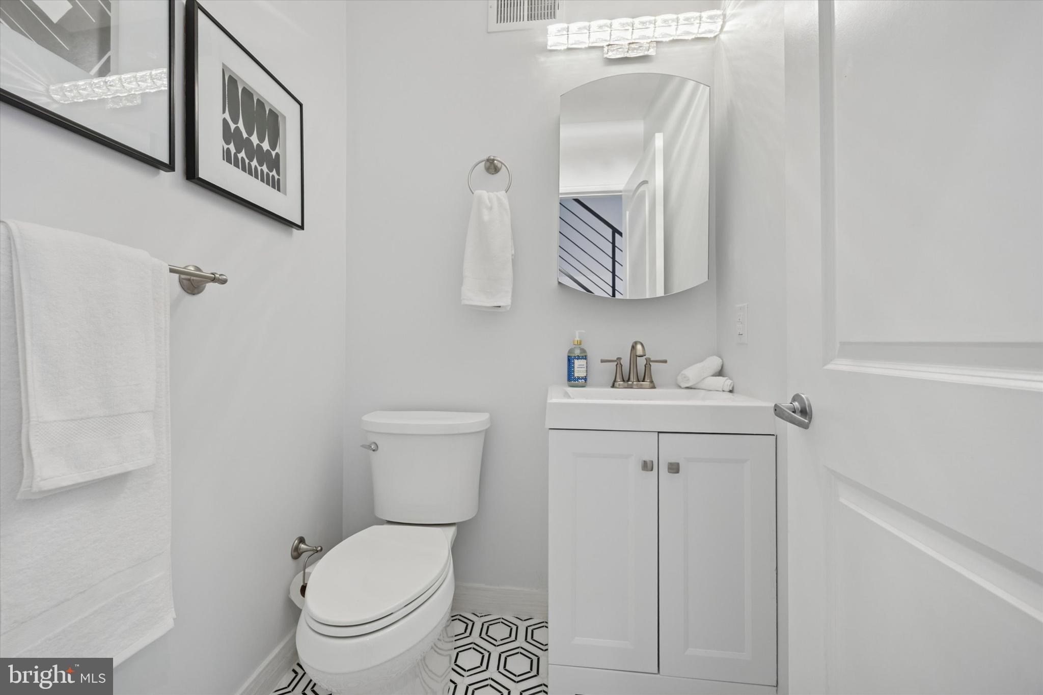 2220 East Harold Street Philadelphia, PA 19125 - Photo 6 of 27