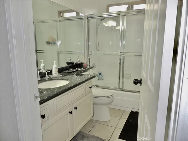 $2,600 | 1142 Stephanie Court, Lancaster, CA 93535