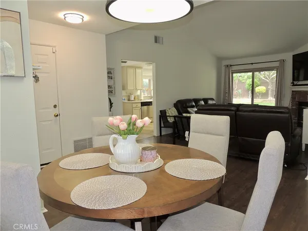 $2,600 | 1142 Stephanie Court, Lancaster, CA 93535