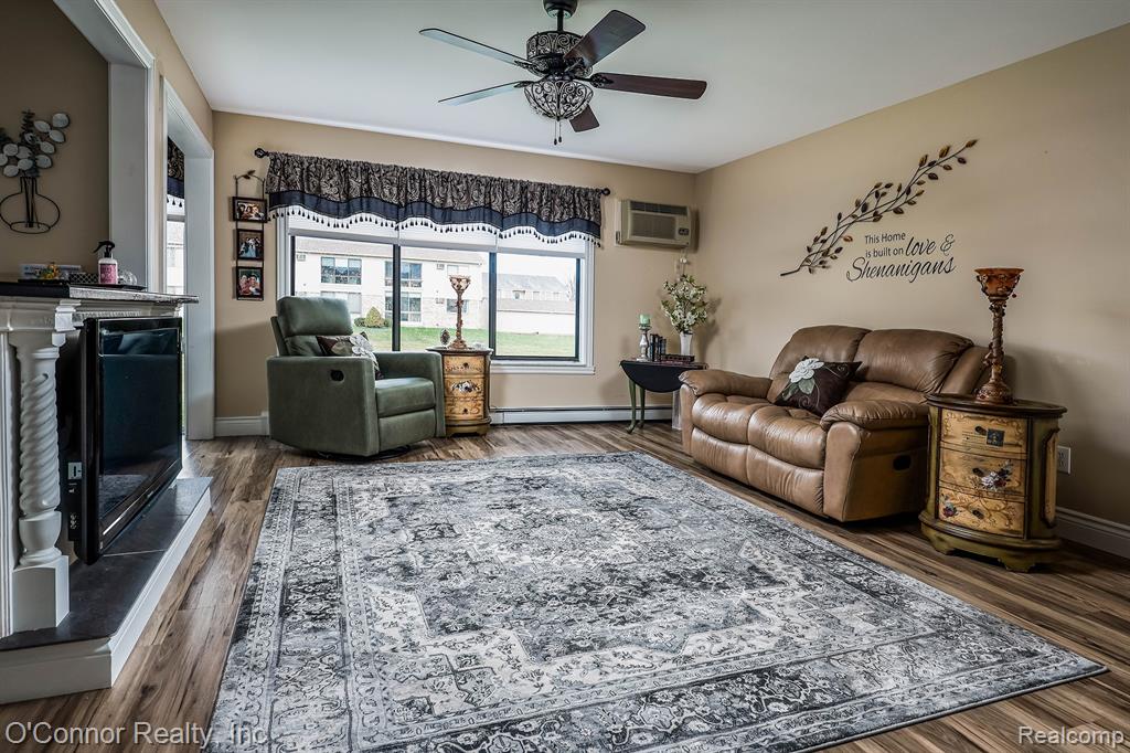 1700 River Road, Unit 10 Marysville, MI 48040 - Photo 4 of 28